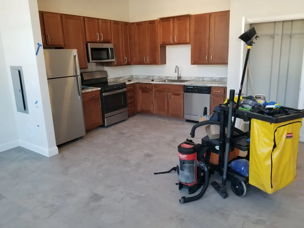 Reliable yard maintenance for year-round maintenance across Windsor, CT - Infinity Property Maintenance