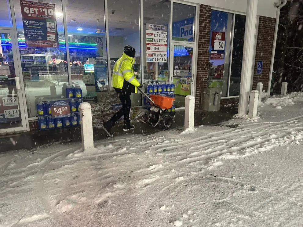 Reliable outdoor landscaping experts serving Windsor, CT - Infinity Property Maintenance