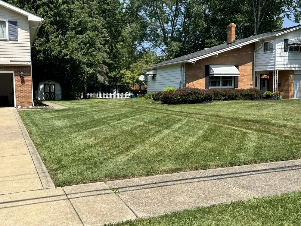 Professional garden landscaping in Brook Park, OH - Infinity Property Management