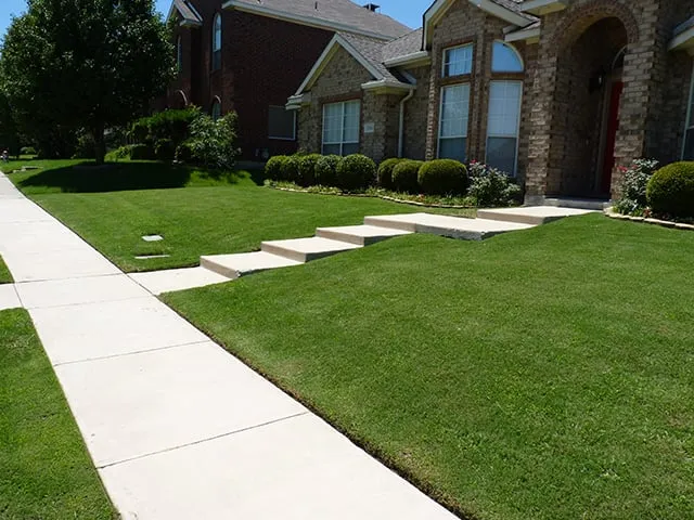 Custom yard maintenance for residential properties in Lewisville, TX by InfinityGreen LLC