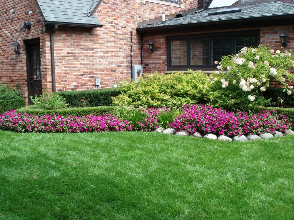 Custom landscaping services experts serving Newport News, VA - Influential Landscaping