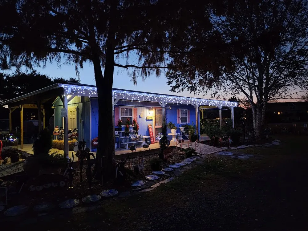 Custom outdoor landscaping in Frankford, DE - Inland Bays Garden Center