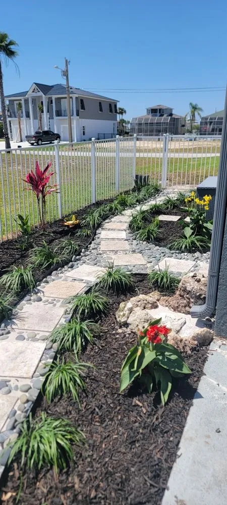Local yard maintenance in Dade City, FL - Inner Roots