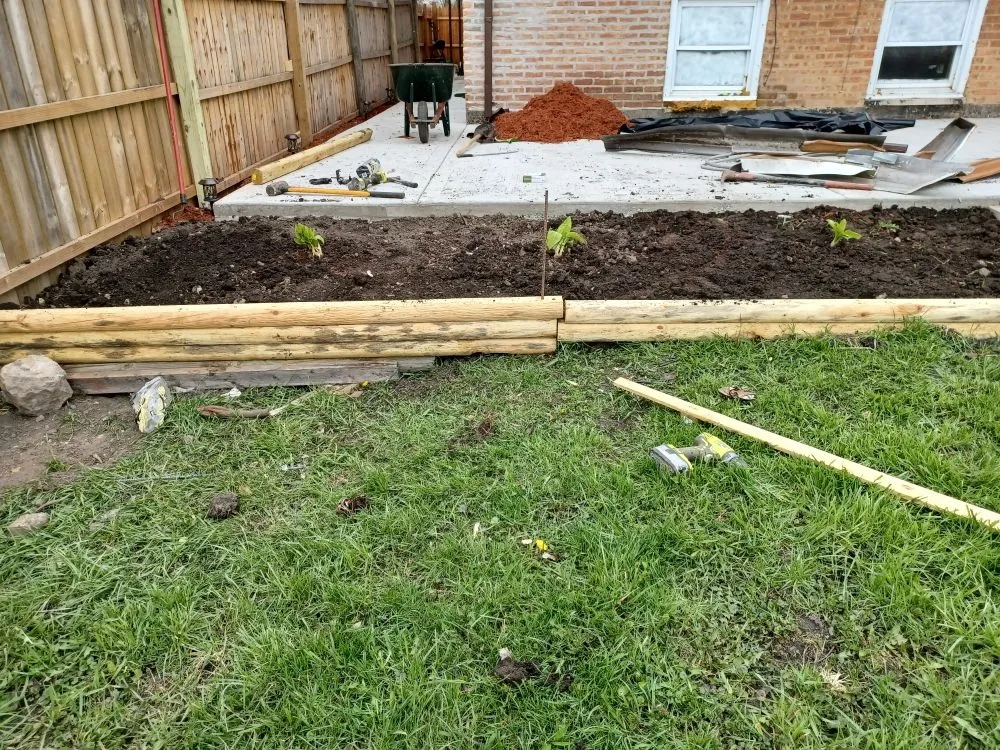 Affordable yard maintenance for homes across Phoenix, IL - Innerpeace Landcare