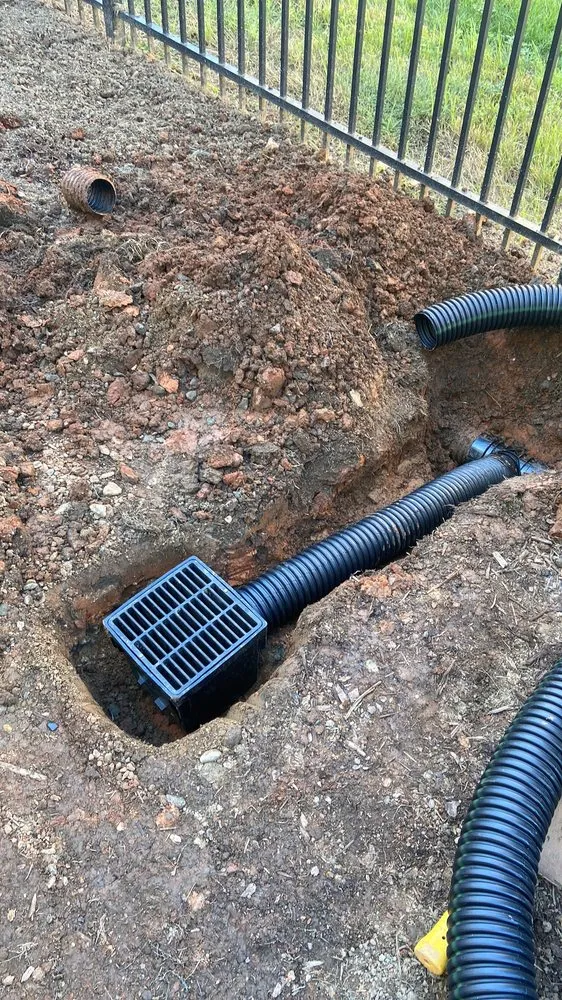 Affordable yard cleanup service with custom design in Charlotte, NC by Innova Landscaping