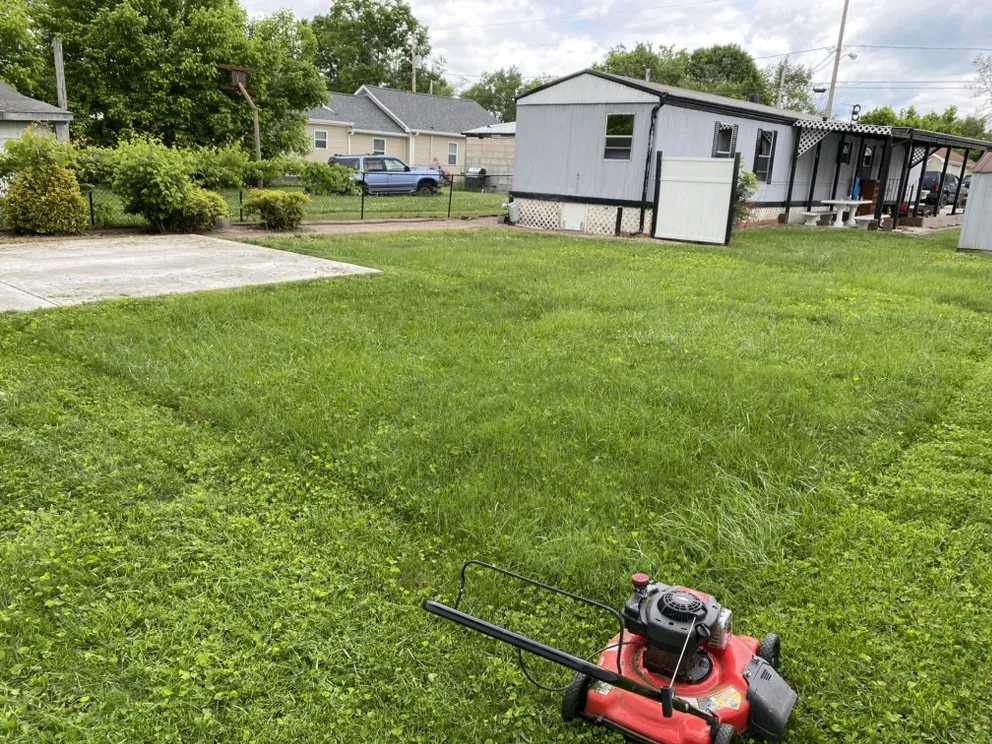 Custom lawn care service experts serving Kingsport, TN - Innovate Lawn Care & Landscaping