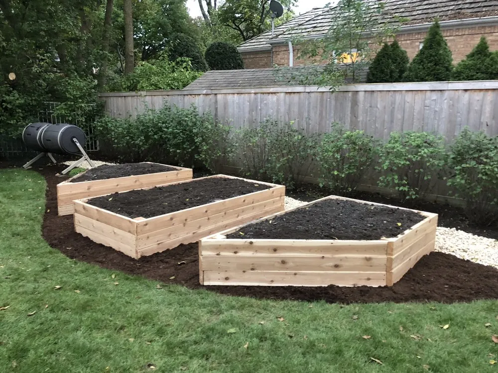 Custom outdoor landscaping in St. Charles, IL by INNovation Studio Landscape