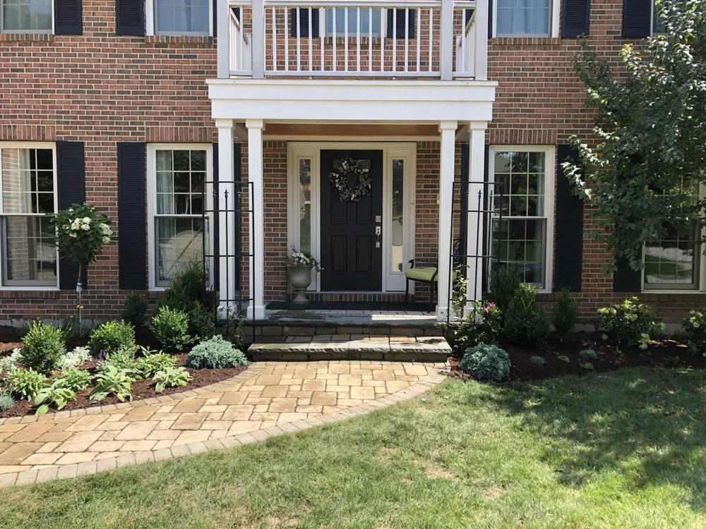 Top-rated lawn mowing service experts serving St. Charles, IL - INNovation Studio Landscape