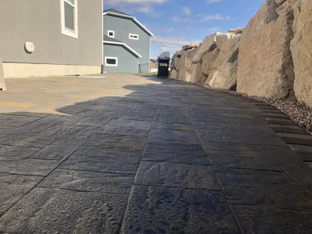 Custom garden landscaping in West Jordan, UT by Innovative Concepts