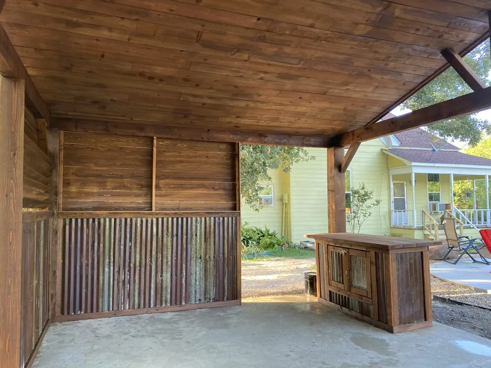 Affordable yard maintenance experts serving Balch Springs, TX - Innovative Constructions & Landscapes