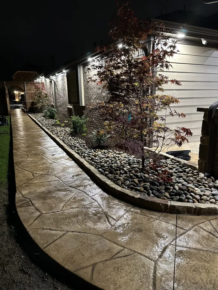 Custom outdoor landscaping experts serving Balch Springs, TX - Innovative Constructions & Landscapes