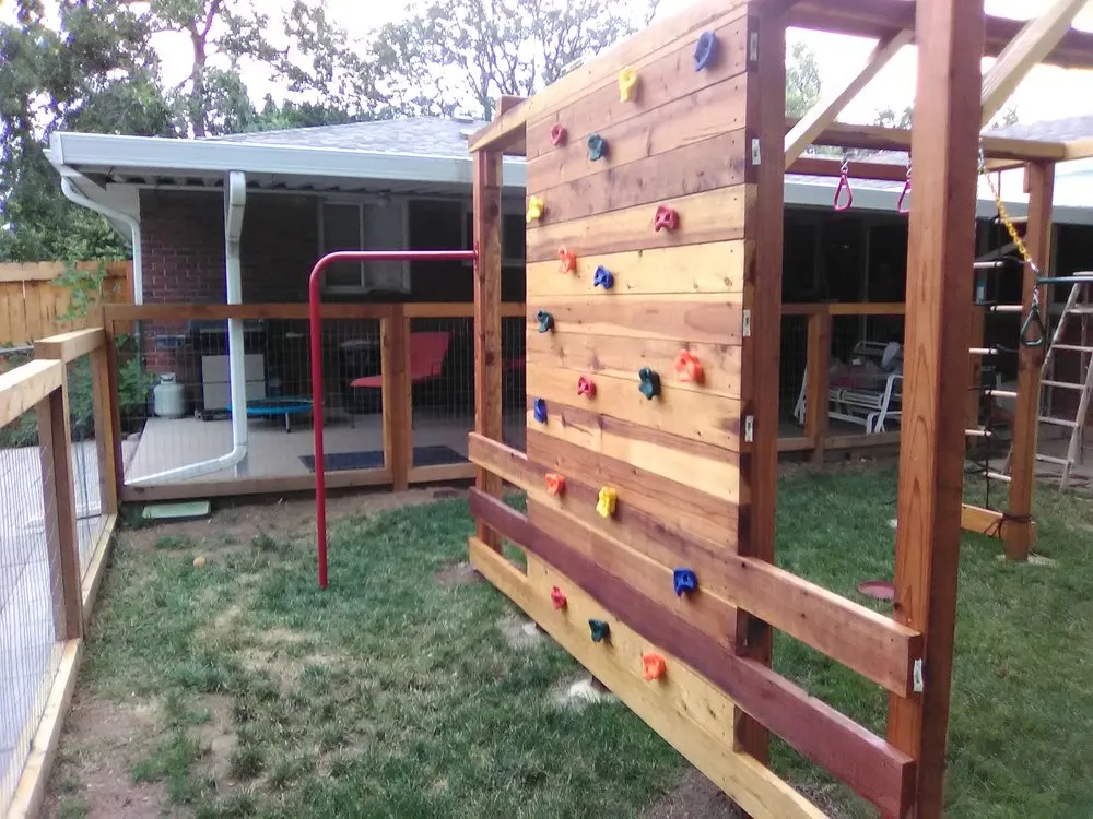 Top-rated yard maintenance in Lakewood, CO by Innovative Contracting Services