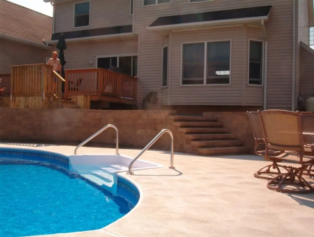 Top-rated lawn mowing service in North Ridgeville, OH - Innovative Designs