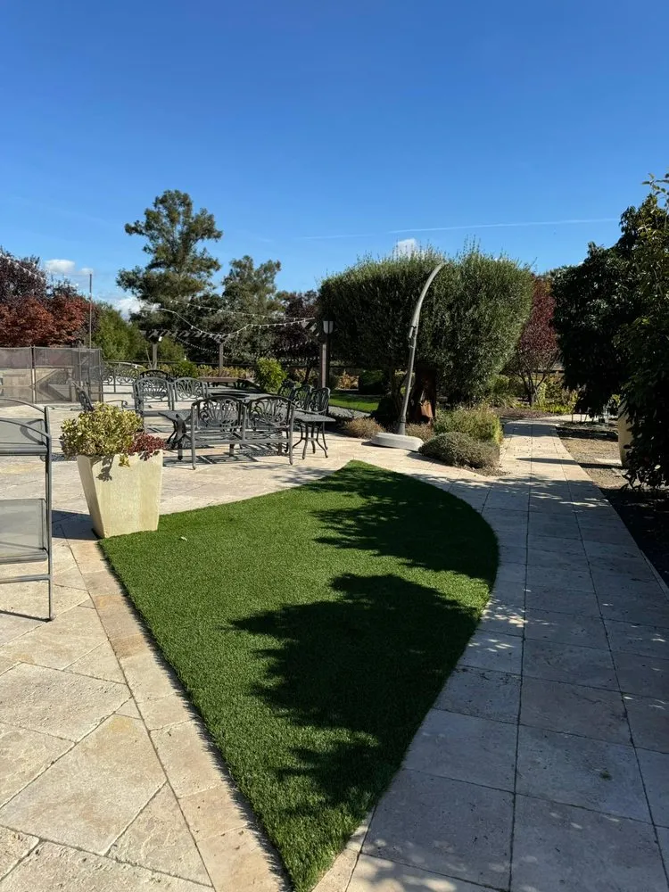 Custom garden landscaping for year-round maintenance across Redwood City, CA - Innovative Gardens