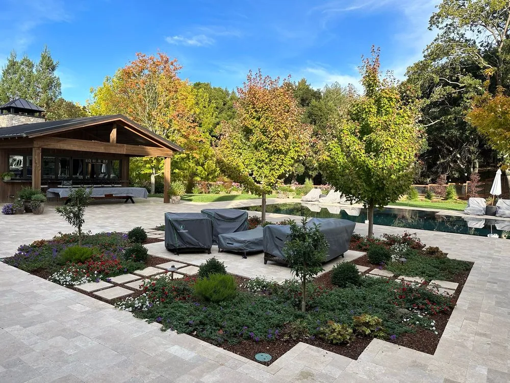 Local lawn mowing service in Redwood City, CA - Innovative Gardens