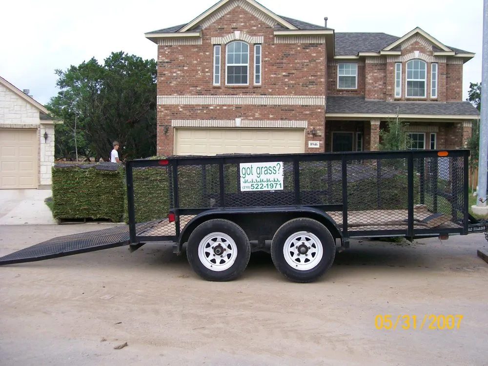 Custom lawn care service for residential properties across San Antonio, TX - Innovative Grass