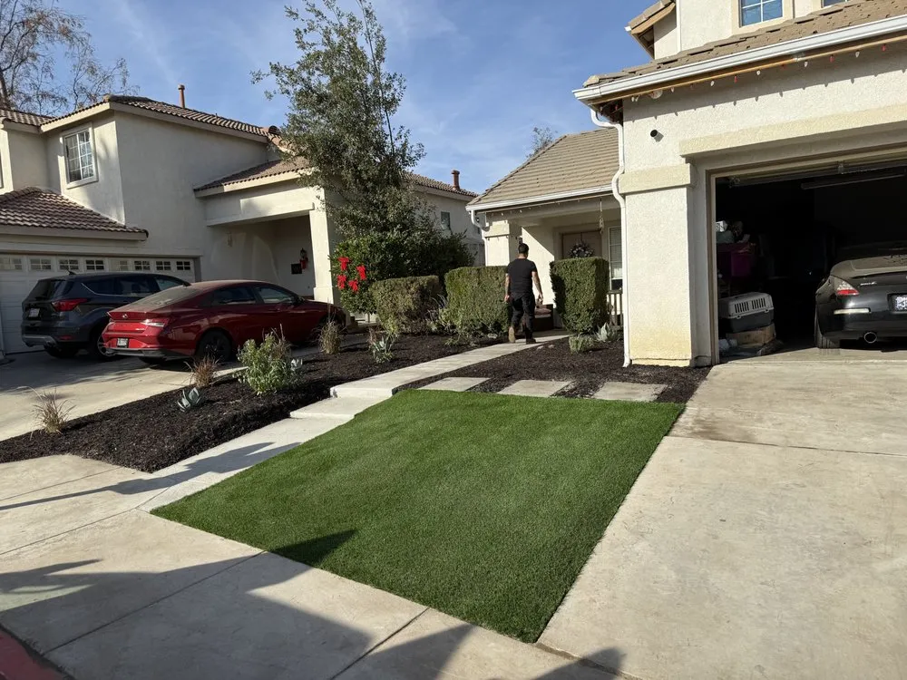 Professional landscaping services for year-round maintenance across San Jacinto, CA - Innovative Growth Landscape