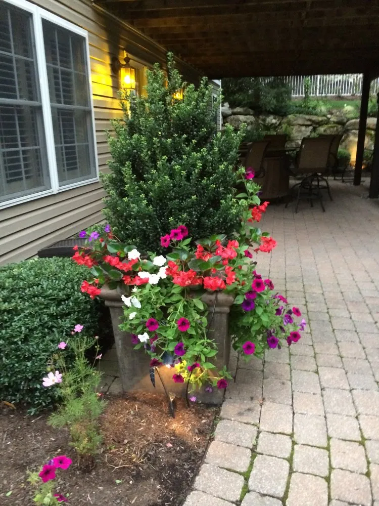 Affordable yard cleanup service in Mahwah, NJ - Innovative Landscaping Design