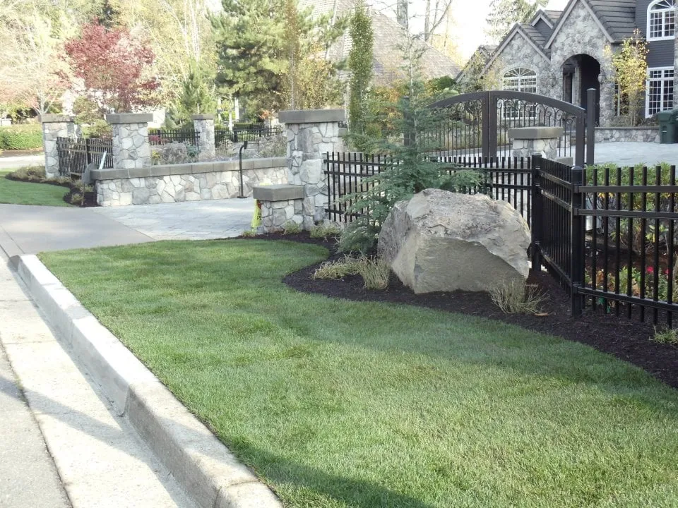 Trusted garden landscaping experts serving Tigard, OR - Innovative Landscaping Inc