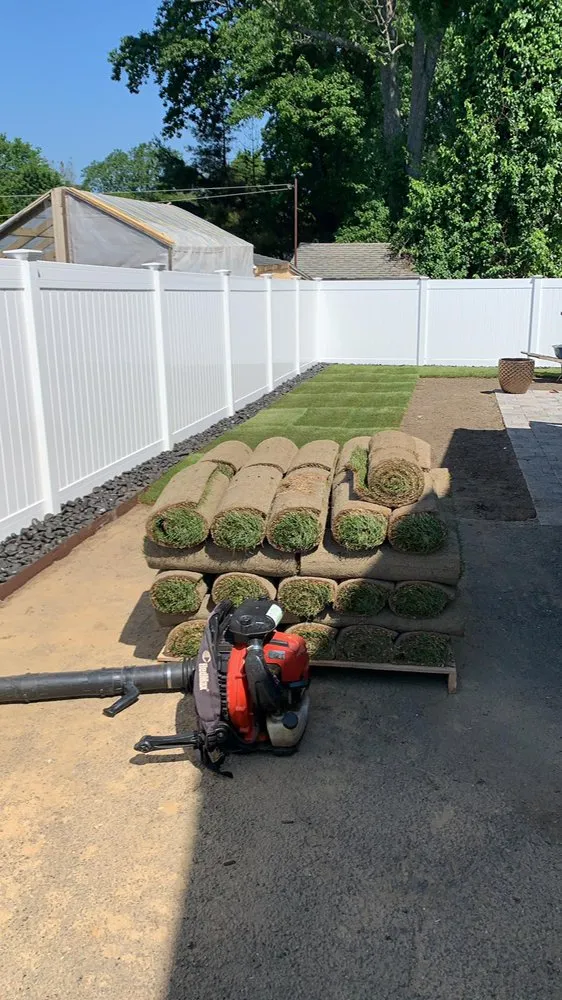 Custom yard cleanup service for residential properties across Bridgeport, CT - Innovative Landscaping Services