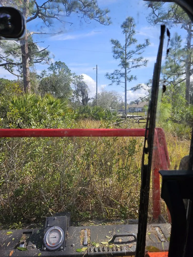 Custom lawn care service for beautiful yards across Mims, FL - Innovative Landworks & Site Development