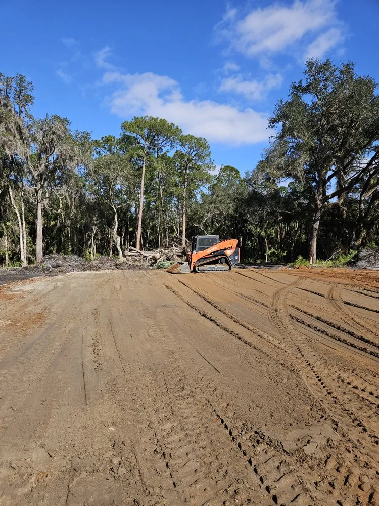 Custom yard cleanup service for homes across Mims, FL - Innovative Landworks & Site Development