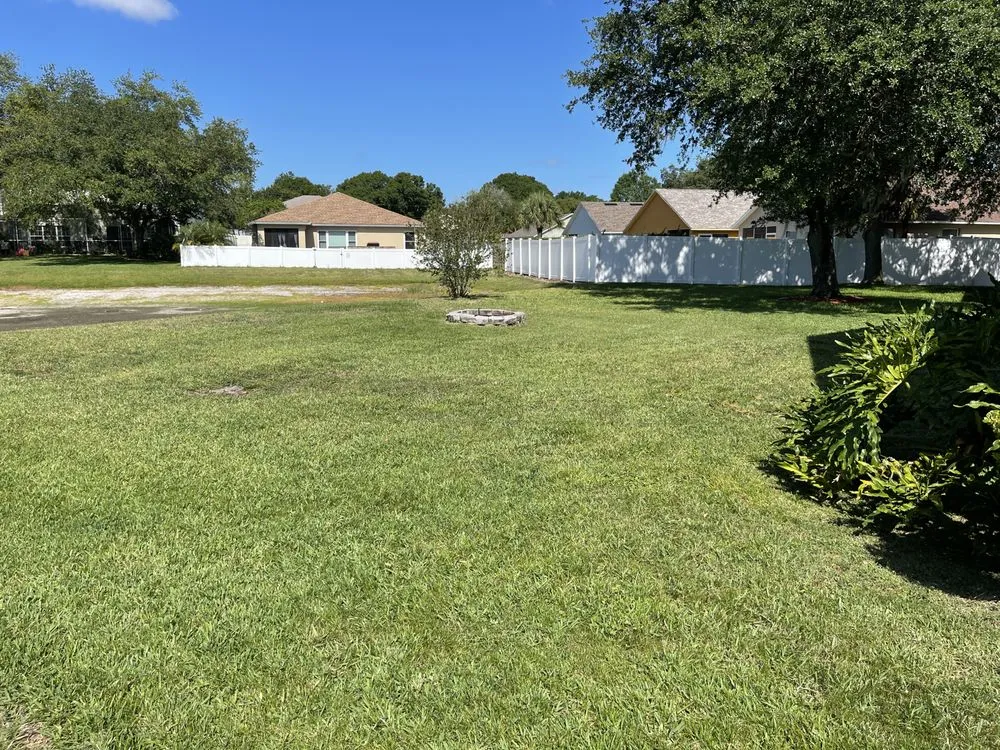 Affordable landscaping services with custom design in Lakeland, FL by Innovative Lawn Care