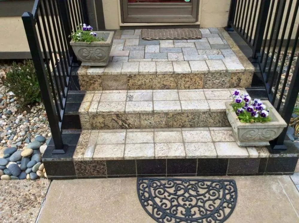 Professional garden landscaping for homes across Lee's Summit, MO - Innovative Outdoor Living