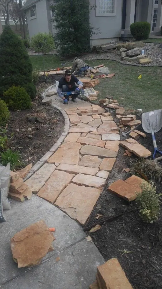 Custom landscape design experts serving Lee's Summit, MO - Innovative Outdoor Living