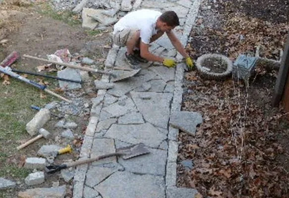 Innovative Outdoor Living Logo