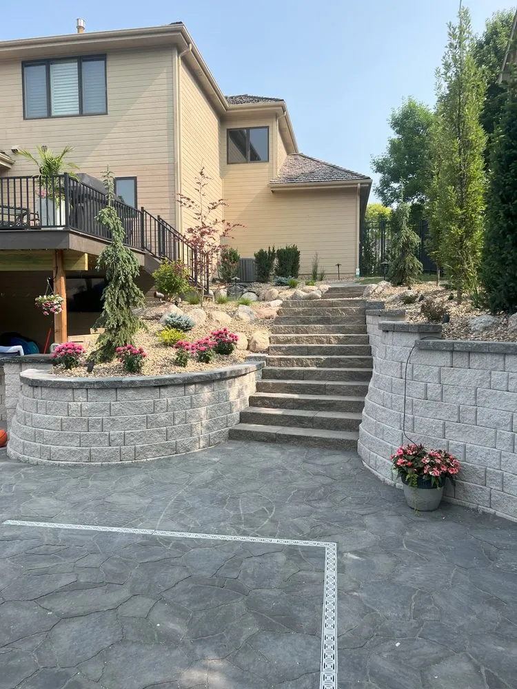 Trusted landscaping services with custom design across Omaha, NE - Innovative Outdoors