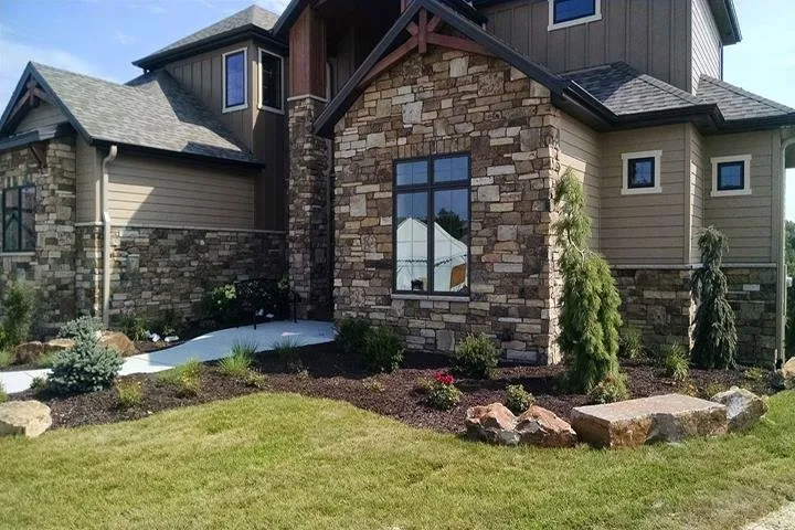 Professional landscape installation experts serving Omaha, NE - Innovative Outdoors