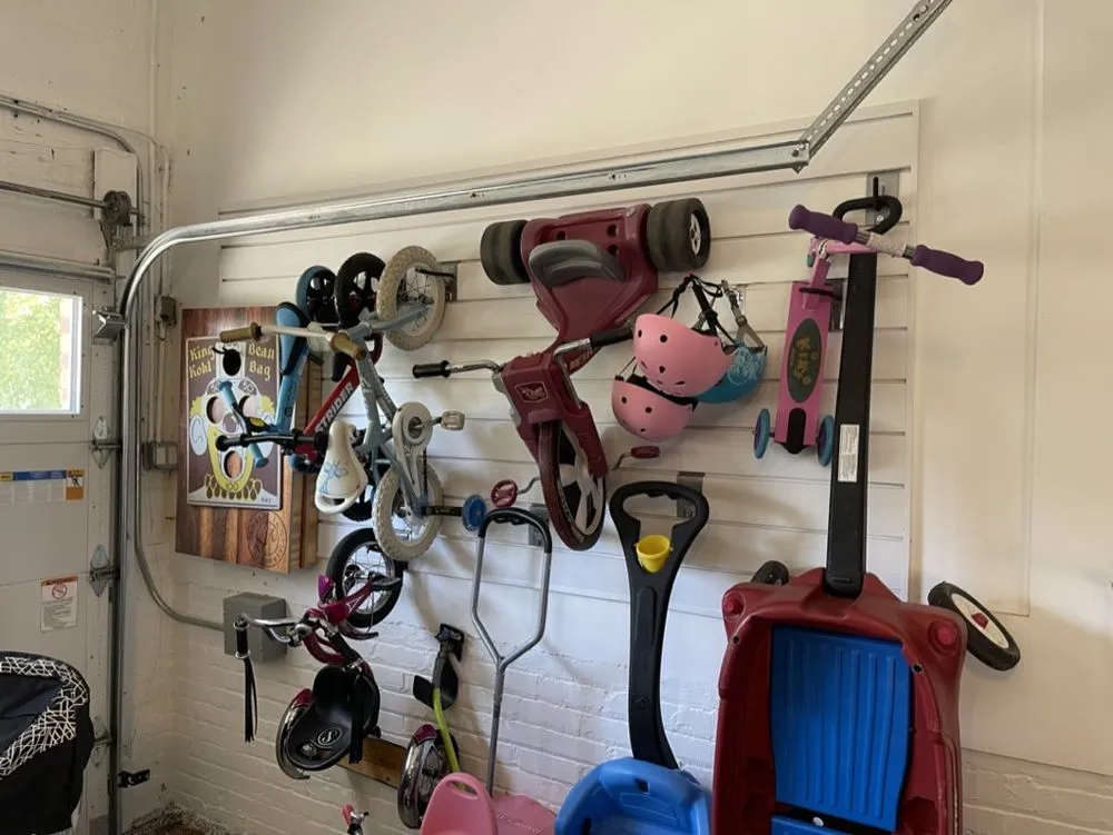 Expert landscape design with custom design in Western Springs, IL by Insanely Handy