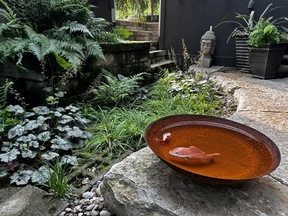 Expert garden landscaping in Frankfort, KY by Inside Out Landscape Design