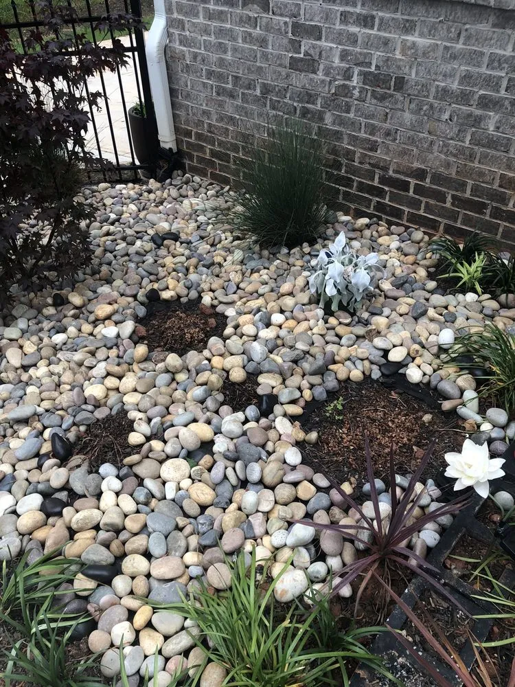 Affordable garden landscaping in College Park, GA by Inside The Grind 365