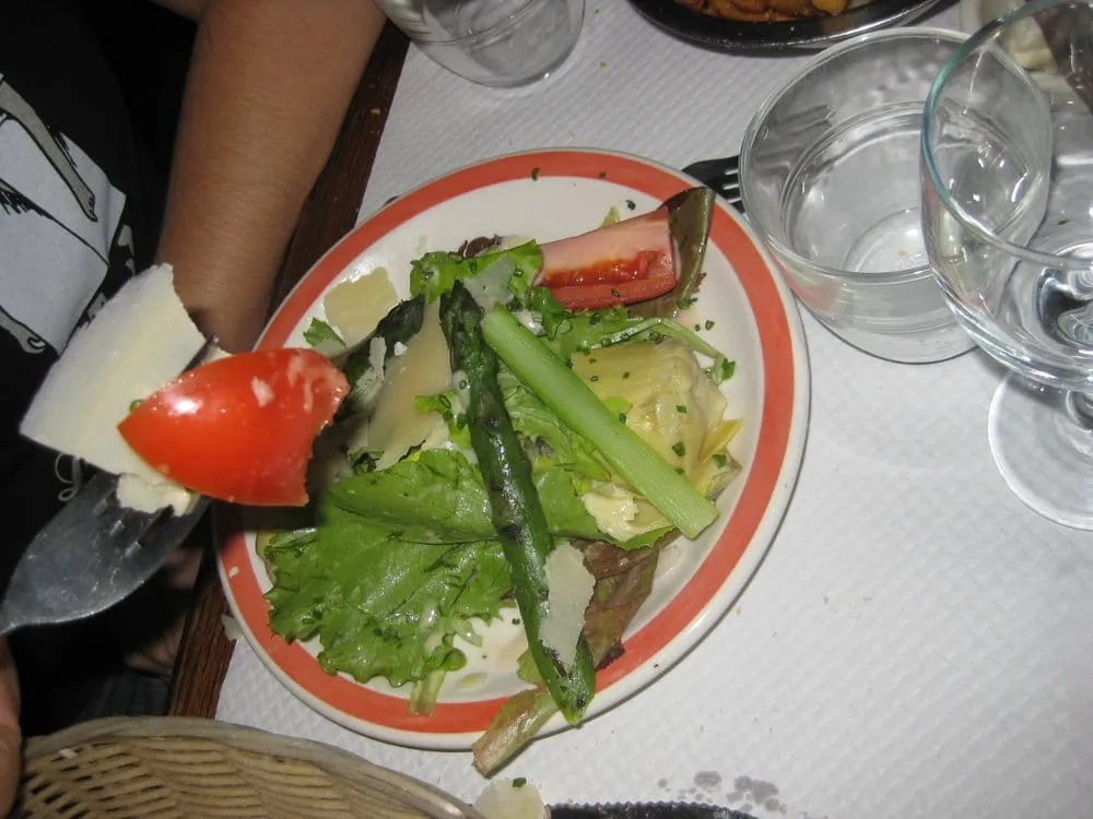 Professional lawn mowing service experts serving College Park, GA - Inside The Grind 365