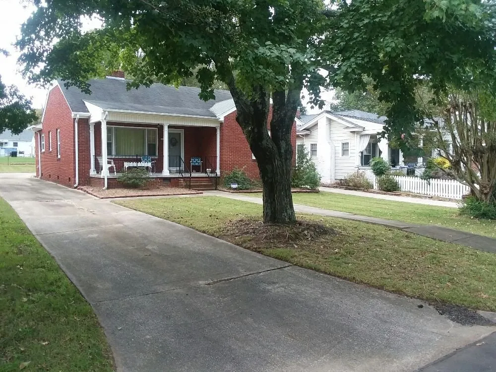 Custom lawn mowing service in High Point, NC - Inspire Landscaping