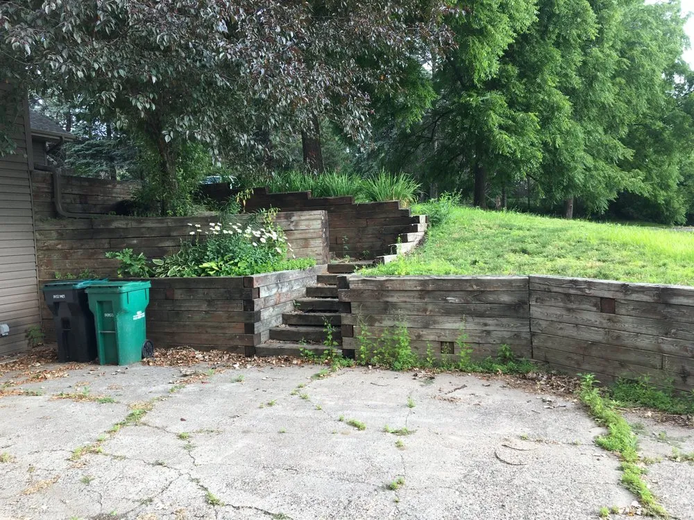 Top-rated lawn care service for beautiful yards in Mendota Heights, MN by Inspired Landscaping