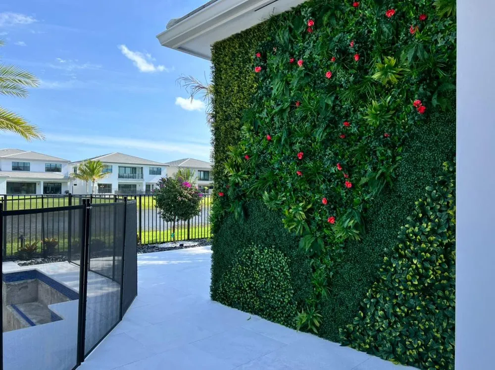 Top-rated residential landscaping with custom design in Davie, FL by Instagreen