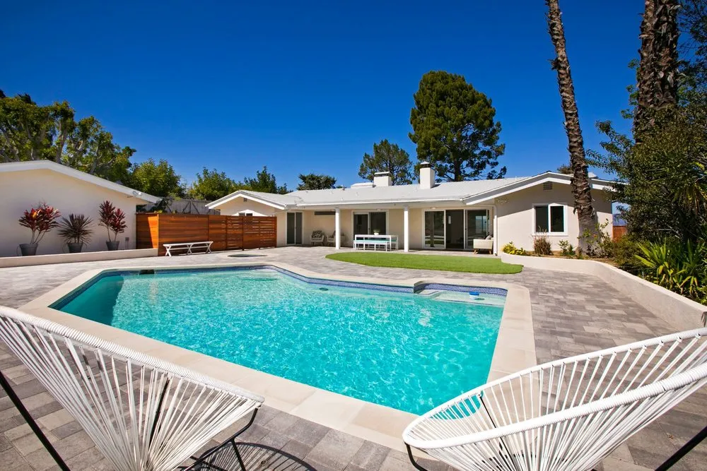 Expert garden landscaping in Woodland Hills, CA - Install Artificial Grass