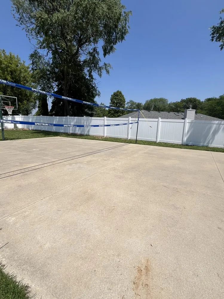 Top-rated yard cleanup service with custom design in Rockford, IL by Installation World