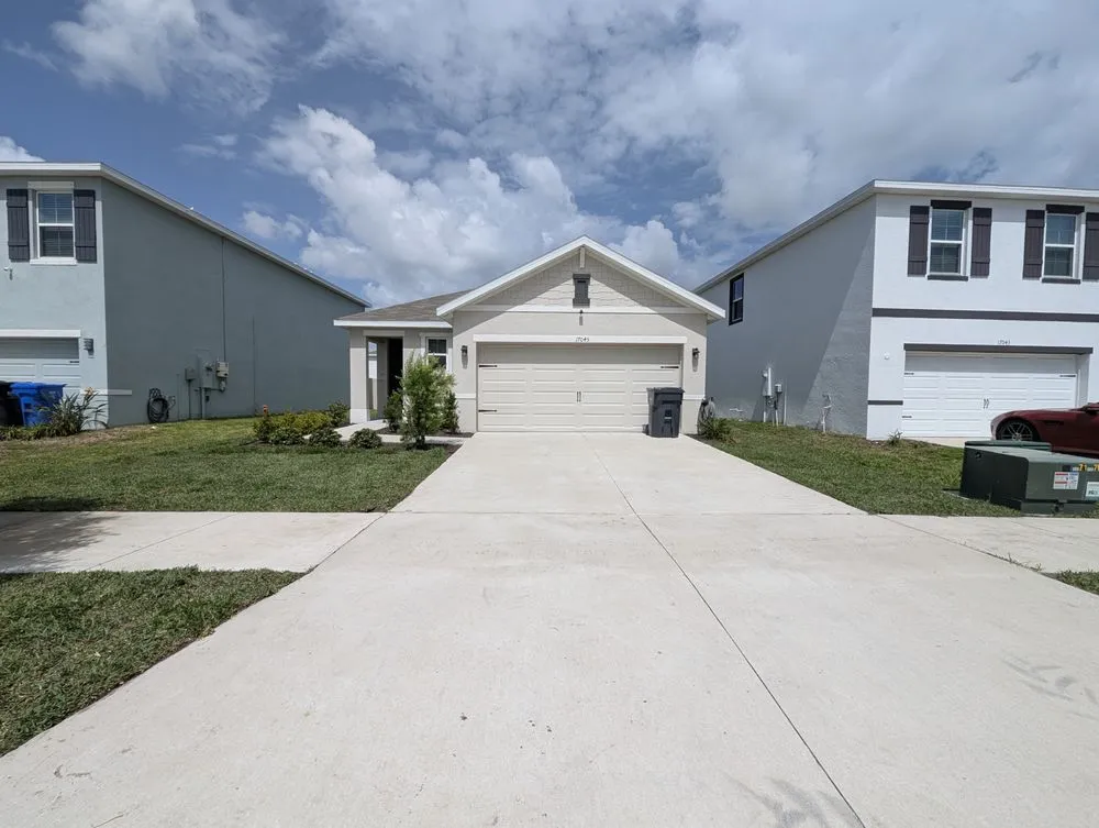 Reliable lawn care service with custom design across Riverview, FL - Instant Green Sod