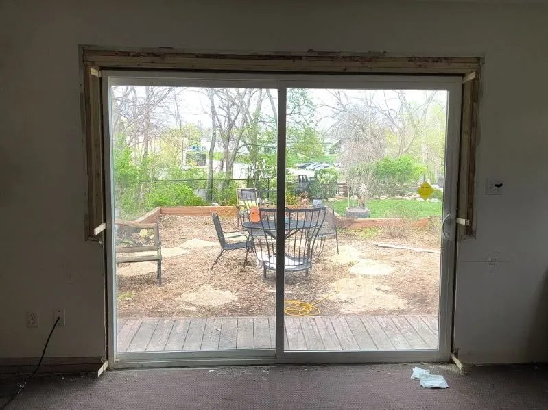 Professional residential landscaping in Des Moines, IA - Integrated Fencing