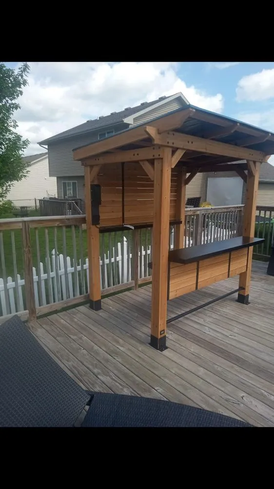 Expert yard maintenance in Des Moines, IA by Integrated Fencing