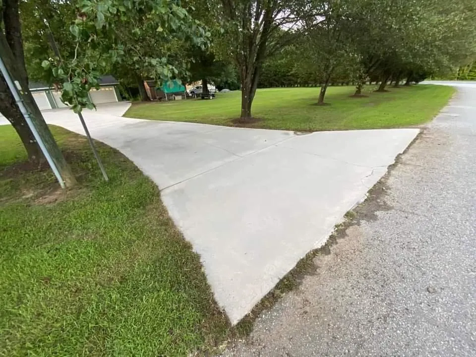 Reliable landscape installation near you in Trinidad, TX by Integrity cuts