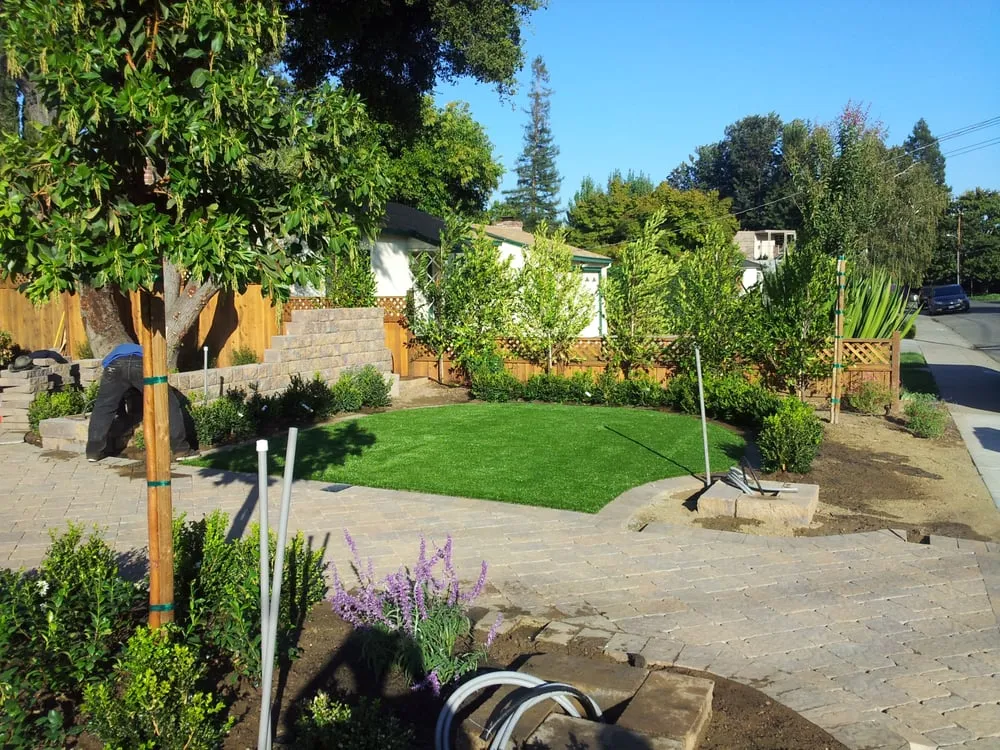 Professional lawn mowing service experts serving San Jose, CA - Integrity Greens
