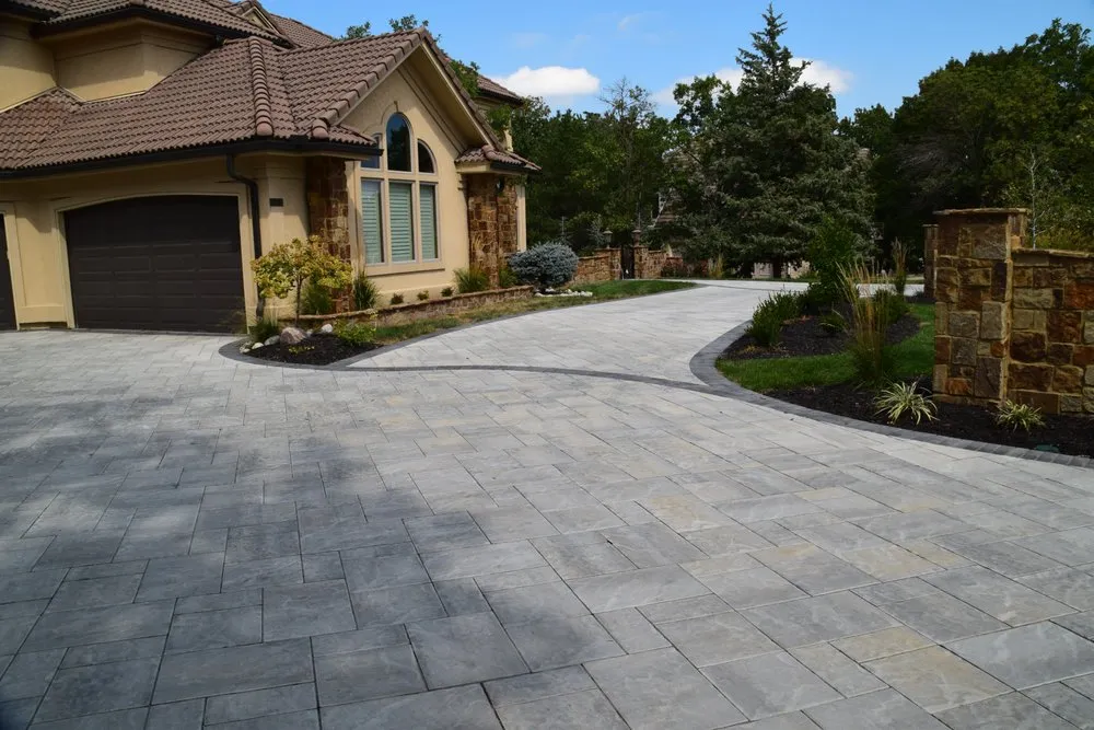 Affordable landscape installation experts serving Grandview, MO - Integrity Hardscapes