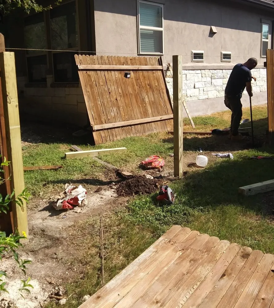 Local yard maintenance experts serving Clute, TX - Integrity Landscaping & Fencing