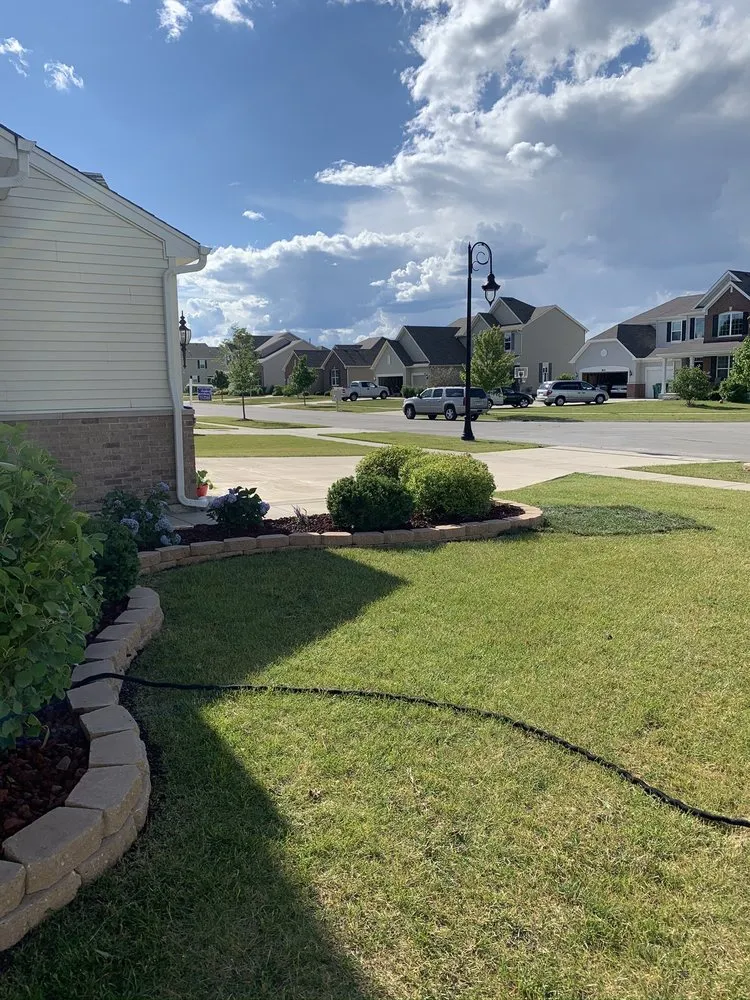 Reliable lawn care service experts serving knoxville, TN - Integrity Landscaping