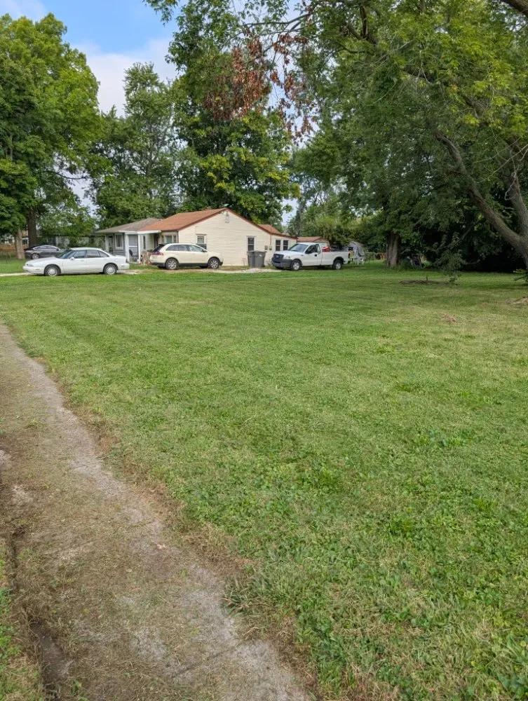 Affordable landscape installation with custom design across Indianapolis, IN - Integrity Lawn 100